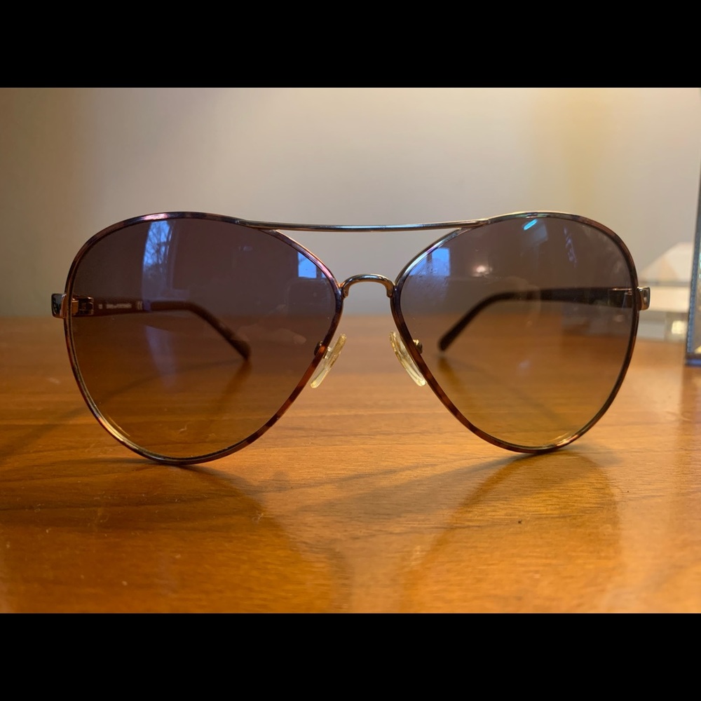 NWOT Diane von Furstenberg aviator sunglasses